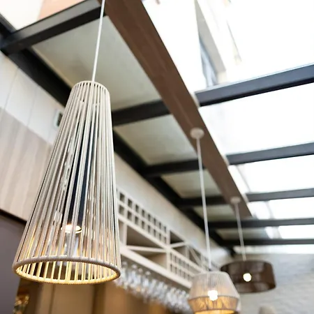 Hotel De 2*